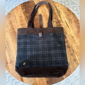 Outlander Sassenach Bag! Original bag with Fraser family tartan.